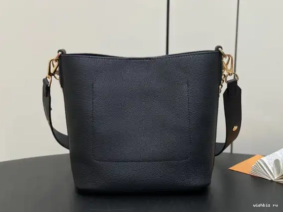 WIS - 20.5 20 Walk x LOUIS VUITTON Lock and 12CM x 0326